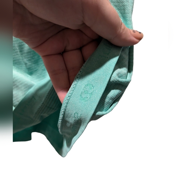 Lululemon Run: Swiftly Tech Racerback Size 2 - Picture 12 of 13